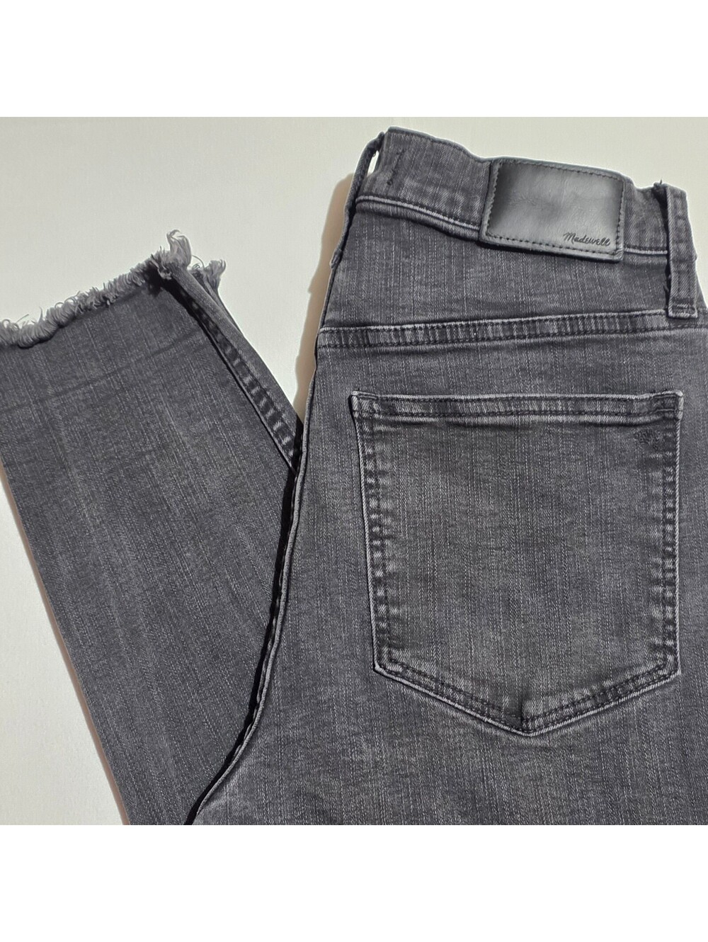 Madewell 10" High-Rise Skinny Jeans in Black, Size 27